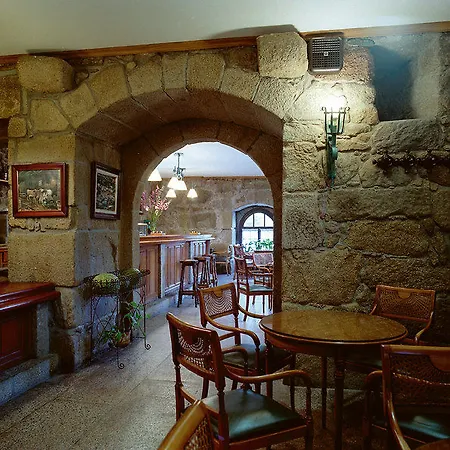 ホテル Pazo O Rial ビラガルシーア・デ・アロウサ